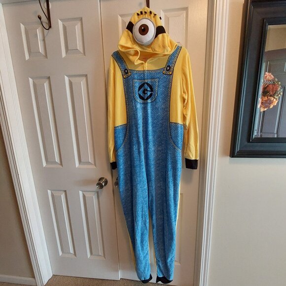 Universal Yellow and Blue Minion Onesie - Picture 1 of 6